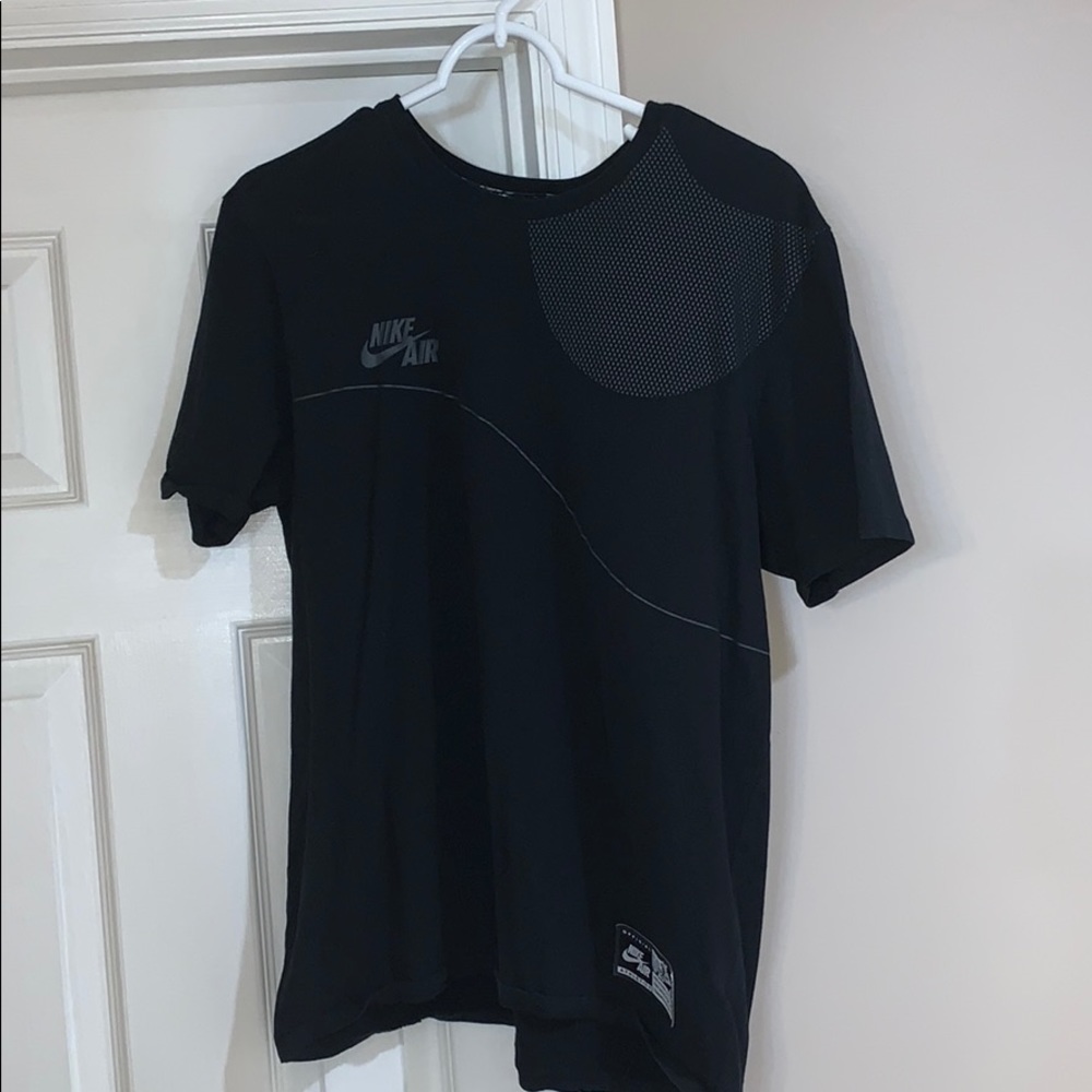 The Nike Tee
